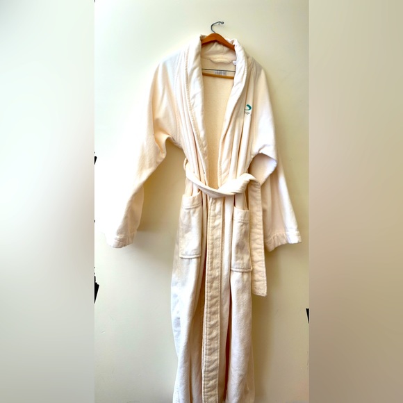 Frette 100%cotton unisex long bathrobe, ivory with pockets. Made in Turkey - Picture 4 of 13